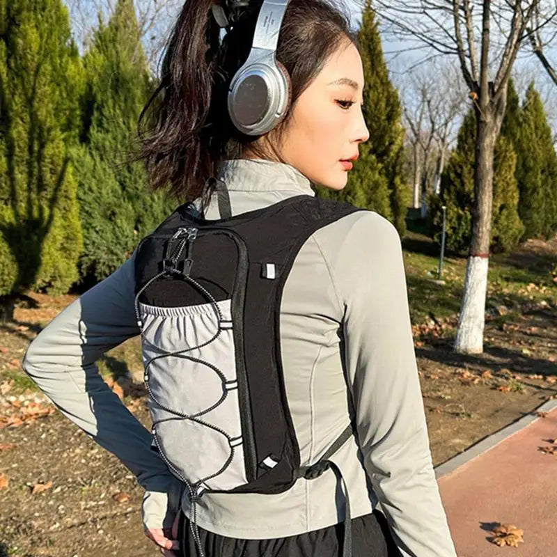 Hydration Backpack Reflective Hiking Hydration Backpack Adjustable Breathable Sports Bag With 1.5L Water Bladder For Women